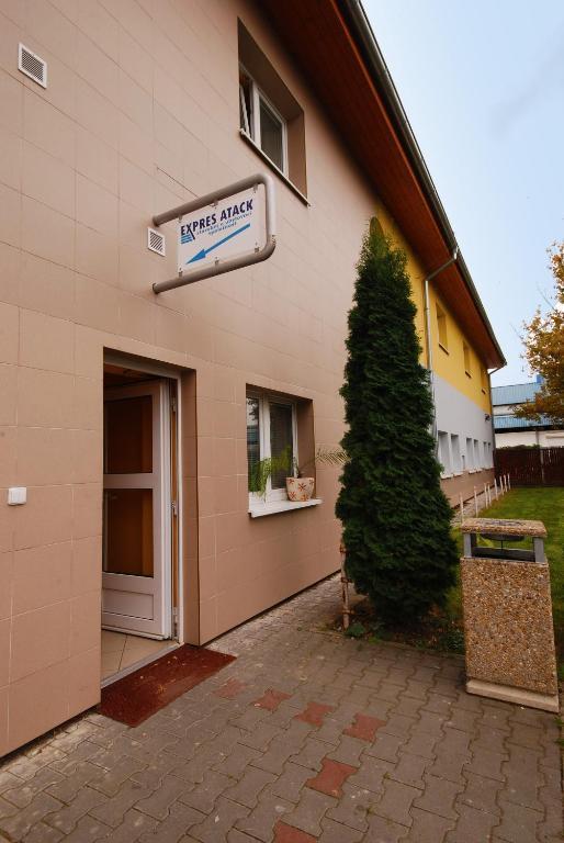 Expres Atack Penzion Brünn  Kültér fotó